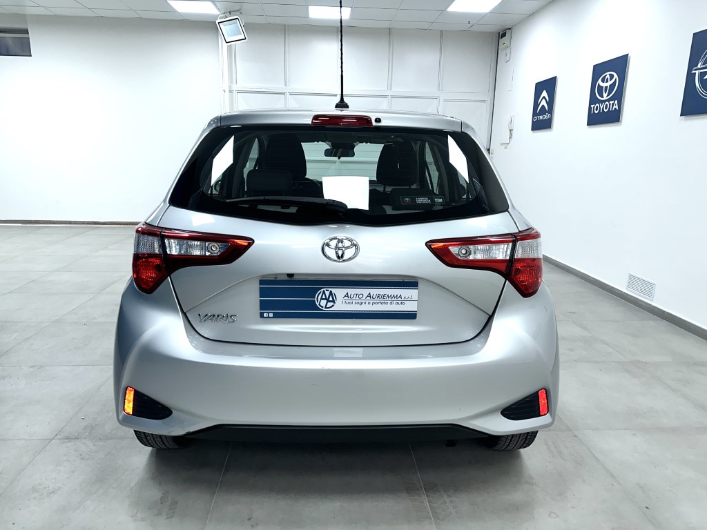Toyota Yaris 1000 BUSINESS RETROCAMERA